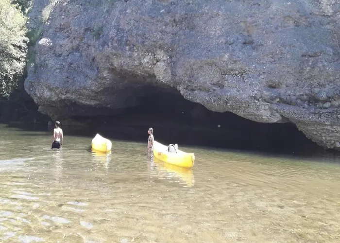 Saint-bres Pool & Nature * Saint-Brès