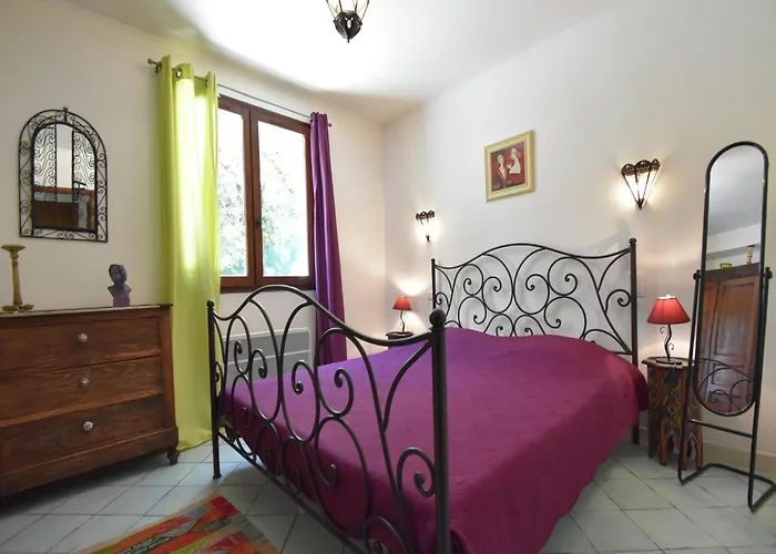 Saint-bres Pool & Nature * Saint-Brès