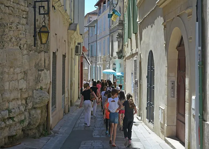 Saint-bres Pool & Nature *